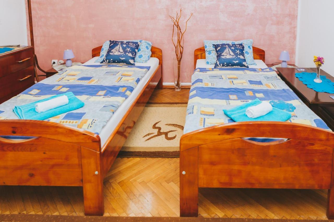 Casa Vinco Vici Hotel ทูร์ดา ภายนอก รูปภาพ