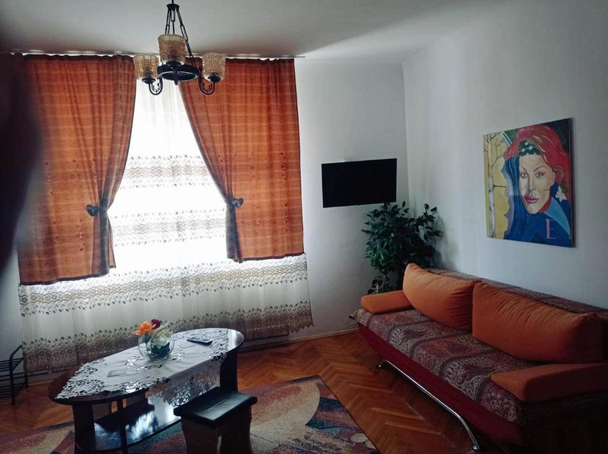 Casa Vinco Vici Hotel ทูร์ดา ภายนอก รูปภาพ