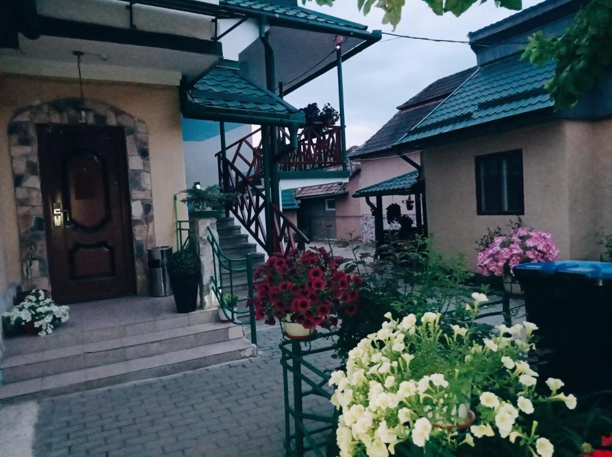 Casa Vinco Vici Hotel ทูร์ดา ภายนอก รูปภาพ